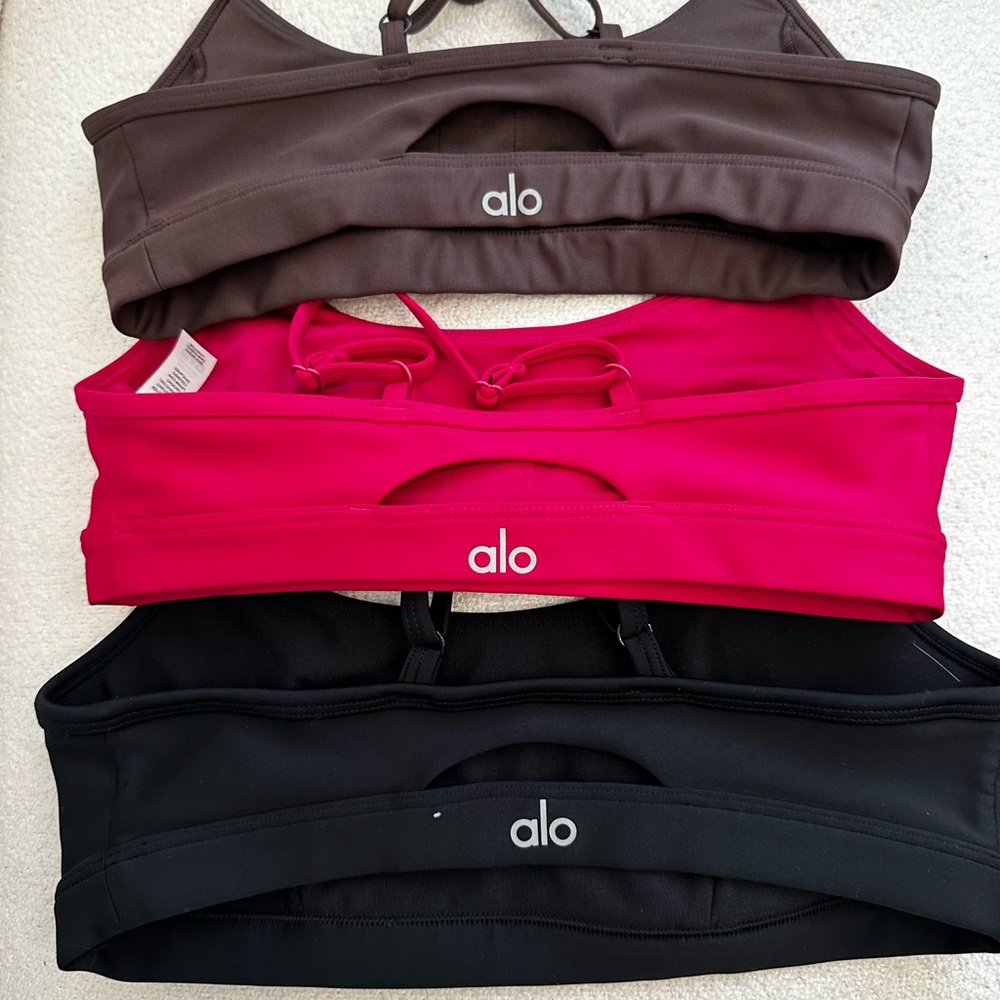 ALO YOGA airlift intrigue bra